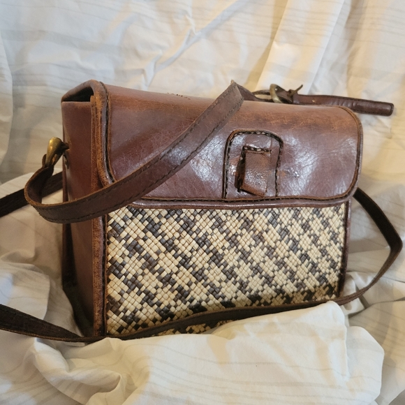 Vintage Indonesian Bucket Purse - Picture 3 of 3